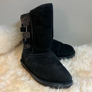 BearPaw Women Size 7 Boshie Black Suede Boots with Knit Accents